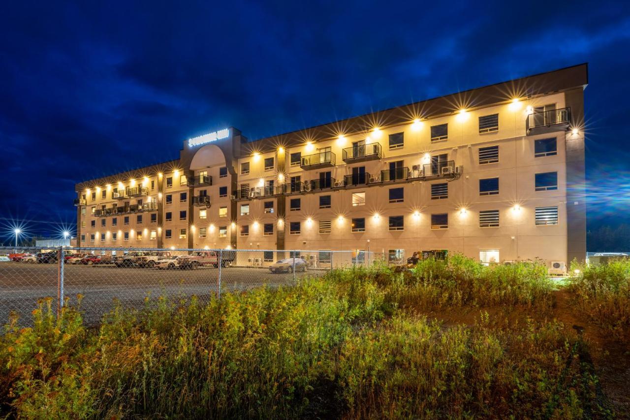 Quality Inn Sunshine Suites Терас Екстериор снимка